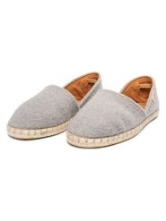 Living Kitzbühel Espadryle "Living Kitzbühel x Verbena" w kolorze szarym rozmiar: 39. Szare espadryle Living Kitzbühel, bez wzorów, bez obcasa. Za 198.45 zł.
