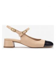 Unisa Skórzane czółenka w kolorze beżowo-czarnym rozmiar: 39. Brązowe czółenka Unisa, bez wzorów, klasyczne, z okrągłym noskiem, bez obcasa, bez zapięcia. Za 260.99 zł.