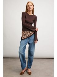 Blue Fire Dżinsy "Kaia" - Curved fit - w kolorze niebieskim rozmiar: W30/L27. Niebieskie jeansy Blue Fire, l, z aplikacjami, ze skóry, klasyczne. Za 212.95 zł.