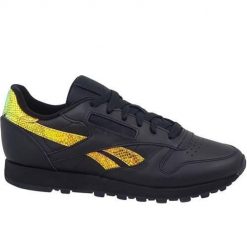 Buty do chodzenia damskie Reebok Classic Leather. Czarne buty do biegania Reebok, bez wzorów, z materiału, bez zapięcia, do biegania, reebok classic. Za 356.00 zł.