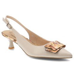 Czółenka damskie S.Barski, slingback ze skóry naturalnej z ozdobną aplikacją dekoracyjnym obcasem i regulowanym paskiem, beżowe, LZ61-2006. Brązowe czółenka S.BARSKI, na lato, z aplikacjami, ze skóry, eleganckie, bez obcasa, na obcasie, bez zapięcia. Za 233.90 zł.