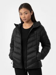 4F Kurtka puchowa z wypełnieniem syntetycznym damska XS. Czarne kurtki 4f, xs, bez wzorów, z puchu, bez kaptura. W wyprzedaży za 229.99 zł.