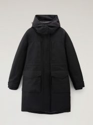 Woolrich Parka puchowa "Cayuta" w kolorze czarnym rozmiar: M. Czarne płaszcze Woolrich, m, bez wzorów, z puchu, bez kaptura. Za 2,042.63 zł.