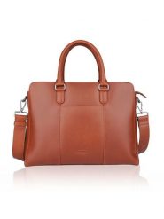 Bellicci Skórzana torebka "Kady" w kolorze jasnobrązowym - 42 x 30 x 11 cm rozmiar: onesize. Brązowe torebki klasyczne Bellicci, bez wzorów, z materiału, przez ramię, bez dodatków. Za 347.99 zł.