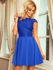 Sukienka Model Marta 157-5 Chaber - Numoco. Niebieskie sukienki NUMOCO, l, bez wzorów, z koronki, wizytowe, bez kołnierzyka, plus size, bez ramiączek, rozkloszowane. Za 300.83 zł.