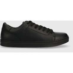 Trussardi sneakersy skórzane Perlite Cupsole kolor czarny 79A00821 9Y099998. Czarne buty sportowe lifestyle TRUSSARDI, bez wzorów, z gumy, sportowe, z okrągłym noskiem, bez zapięcia. W wyprzedaży za 399.99 zł.