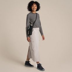 Damska spódnica midi Craghoppers NosiLife Pro. Brązowe spódnice Craghoppers, bez wzorów, eleganckie, midi. Za 417.60 zł.