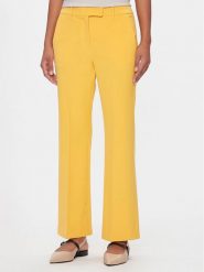 Marella Spodnie materiałowe Child 2413131061200 Żółty Regular Fit. Żółte spodnie materiałowe Marella, bez wzorów, z materiału. Za 379.99 zł.