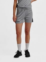 Szorty damskie Hummel Multi PL. Brązowe szorty sportowe Hummel, bez wzorów, z materiału, z standardowym stanem, na fitness i siłownię. Za 157.50 zł.