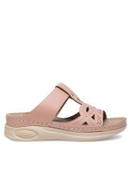Clara Barson Klapki WYL0510-28 Różowy. Czerwone klapki Clara Barson, bez wzorów, z syntetyku, bez obcasa, bez zapięcia. Za 89.99 zł.