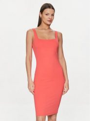 Guess Sukienka codzienna Charlotte W4GK69 KC7M0 Koralowy Slim Fit. Pomarańczowe sukienki Guess, na co dzień, m, z aplikacjami, z syntetyku, bez kołnierzyka, bez ramiączek, proste. Za 259.99 zł.