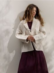 Kardigan oversize z frędzlami - kremowy. Białe swetry Reserved, l, w ażurowe wzory, z dzianiny, bez ramiączek. W wyprzedaży za 159.99 zł.