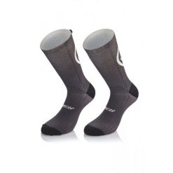 Skarpetki Mb Wear Smile Emotions H20. Czarne skarpetki MB WEAR, bez wzorów. Za 77.39 zł.