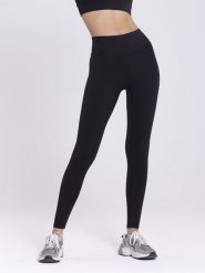 Onamaste Legginsy sportowe "Suzanna" w kolorze czarnym rozmiar: L/XL. Czarne legginsy Onamaste, bez wzorów, z materiału, sportowe. Za 140.53 zł.