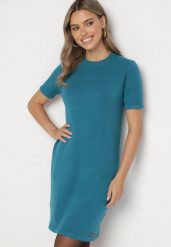 Niebieska Dzianinowa Sukienka z Wiskozą o T-shirtowym Kroju z Ozdobnymi Guziczkami Arissana. Niebieskie sukienki Born2be, na spotkanie biznesowe, s, bez wzorów, z dzianiny, eleganckie, bez kołnierzyka, bez ramiączek, mini. W wyprzedaży za 55.99 zł.