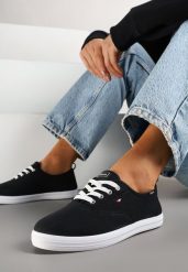 Czarne Klasyczne Tenisówki Vices ze Sznurowaną Cholewką Telisara. Czarne trampki Renee, bez wzorów, z jeansu, eleganckie, bez zapięcia. W wyprzedaży za 39.99 zł.