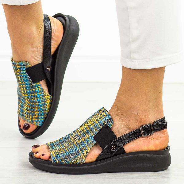 Płaskie be kratka sandały damskie M.Daszyński 24142-4. Niebieskie sandały M.Daszyński, bez wzorów, z jeansu, biznesowe, bez obcasa, na płaskiej podeszwie, bez zapięcia. Za 159.00 zł.