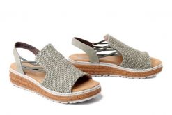 RIEKER 62741-52 green, sandały damskie. Zielone sandały Rieker, bez wzorów, bez obcasa, bez zapięcia. Za 271.92 zł.