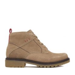 Trzewiki Lasocki. Brązowe botki Lasocki, bez wzorów, bez obcasa, na płaskiej podeszwie, bez zapięcia. Za 169.99 zł.