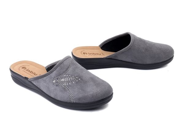 INBLU CF-48 025 szary, kapcie damskie. Szare kapcie Inblu, bez wzorów. Za 60.02 zł.