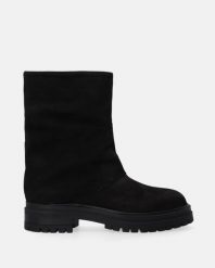 CZARNE BOTKI Z MARSZCZONĄ CHOLEWKĄ F006NUBLOBB094. Czarne botki Venezia, bez wzorów, z nubiku, bez obcasa, bez zapięcia. Za 479.00 zł.