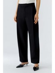 Oui Spodnie w kolorze czarnym rozmiar: 40. Czarne spodnie materiałowe Oui, bez wzorów, z materiału, z podwyższonym stanem. Za 172.08 zł.