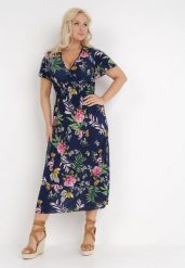 Granatowa Sukienka Megephone. Niebieskie sukienki Born2be, na co dzień, l, z aplikacjami, eleganckie, bez kołnierzyka, bez ramiączek, midi, kopertowe. Za 89.99 zł.