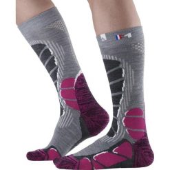 Skarpetki Monnet Jarrette Extra Light. Czerwone skarpetki MONNET, bez wzorów. Za 139.00 zł.