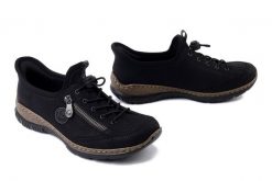 RIEKER N3267-01 black, półbuty damskie. Czarne półbuty wsuwane Rieker, bez wzorów, bez obcasa. Za 369.90 zł.