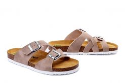 DR. BRINKMANN 700575-08 beige, klapki damskie. Brązowe klapki Dr. Brinkmann, bez wzorów, bez obcasa, bez zapięcia. Za 219.90 zł.