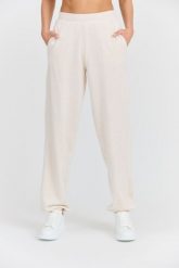 JUICY COUTURE Damskie beżowe spodnie dresowe Davidson Gold. Brązowe spodnie dresowe Juicy Couture, bez wzorów, z bawełny, długie. W wyprzedaży za 259.99 zł.