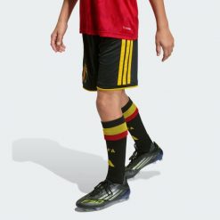 Spodenki dziecięce podstawowe Belgia 26. Czarne szorty adidas, bez wzorów, sportowe. Za 179.00 zł.