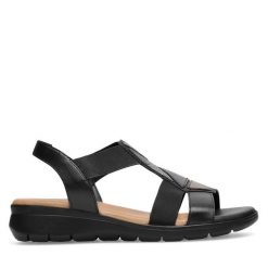 Sandały Go Soft. Czarne sandały GO SOFT, bez wzorów, bez obcasa, na płaskiej podeszwie, bez zapięcia. Za 159.99 zł.