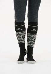 Skarpetki narciarskie Whistler Lorpen. Czarne skarpetki WHISTLER, bez wzorów, z elastanu. Za 44.99 zł.
