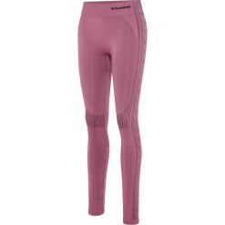 Damskie legginsy mid-rise Hummel Shaping. Czerwone legginsy Hummel, bez wzorów, sportowe. Za 125.50 zł.
