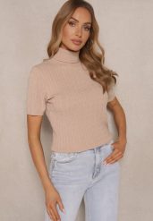 Beżowy Basicowy Golf z Wiskozą Edinilitia. Brązowe swetry Renee, s, bez wzorów, z wiskozy, eleganckie, bez ramiączek. W wyprzedaży za 35.99 zł.