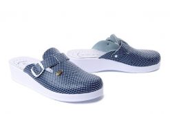SANITAL FLEX 708/I pois blue, klapki profilaktyczne damskie. Niebieskie klapki Sanital-Flex, bez wzorów, ze skóry, bez obcasa, na koturnie, bez zapięcia. Za 114.90 zł.