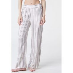 Heyla Spodnie Od Piżamy W Paski - L - Surowy - Etam. Piżamy Etam, l, bez wzorów, bez kołnierzyka, bez ramiączek. Za 119.90 zł.