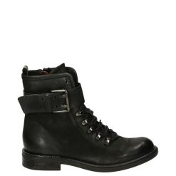 CZARNE BOTKI Z NUBUKU 971249 NERO. Czarne botki Venezia, bez wzorów, z nubiku, bez obcasa, bez zapięcia. Za 259.00 zł.