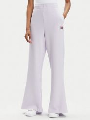 Tommy Jeans Spodnie dresowe DW0DW17312 Fioletowy Wide Leg. Fioletowe spodnie dresowe Tommy Jeans, bez wzorów, z dresówki. Za 279.99 zł.