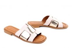 Artiker Relaks 58C2138 beige-gold, klapki damskie. Brązowe klapki Artiker Relaks, bez wzorów, ze skóry, bez obcasa, bez zapięcia. Za 136.43 zł.