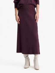 BGN Spódnica w kolorze fioletowym rozmiar: 40. Różowe spódnice BGN, na imprezę, bez wzorów, z wełny, maxi. Za 92.21 zł.