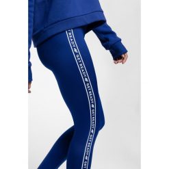 Legginsy treningowe damskie LEG212 - kobalt. Legginsy marki Nike. W wyprzedaży za 99.99 zł.