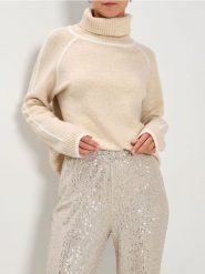 Golf z przeszyciami - kremowy. Białe swetry Sinsay, l, bez wzorów, bez ramiączek. Za 59.99 zł.