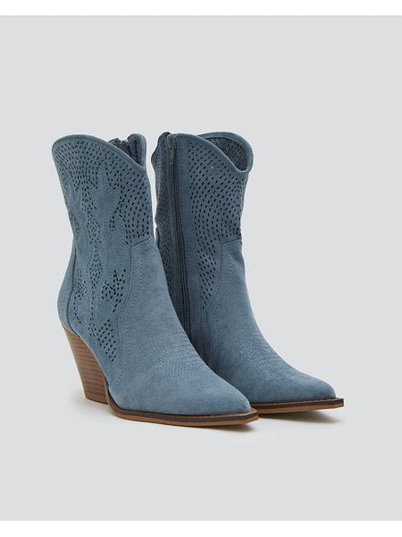 Bellucci Botki w kolorze niebieskim na obcasie rozmiar: 41. Niebieskie botki Bellucci, bez wzorów, eleganckie, bez obcasa, na obcasie, bez zapięcia. Za 169.95 zł.