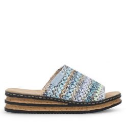 Klapki Rieker. Niebieskie klapki Rieker, bez wzorów, bez obcasa, bez zapięcia. Za 279.99 zł.