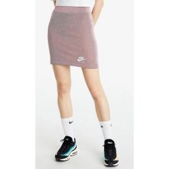 Spódnica Nike Air damska — Czerwono-biała, S. Białe spódnice Nike, s, bez wzorów, sportowe, sportowe. Za 203.99 zł.