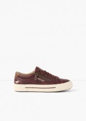 Sneakersy marki Mustang z zamkiem. Żółte buty sportowe lifestyle bonprix, bez wzorów, sportowe, bez zapięcia. Za 239.99 zł.