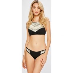 Triumph - Figi kąpielowe Elegant Twist Mini. Figi marki Triumph. W wyprzedaży za 69.90 zł.