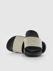 KLAPKI F117. Klapki 4f, bez wzorów, bez obcasa, bez zapięcia. Za 579.90 zł.